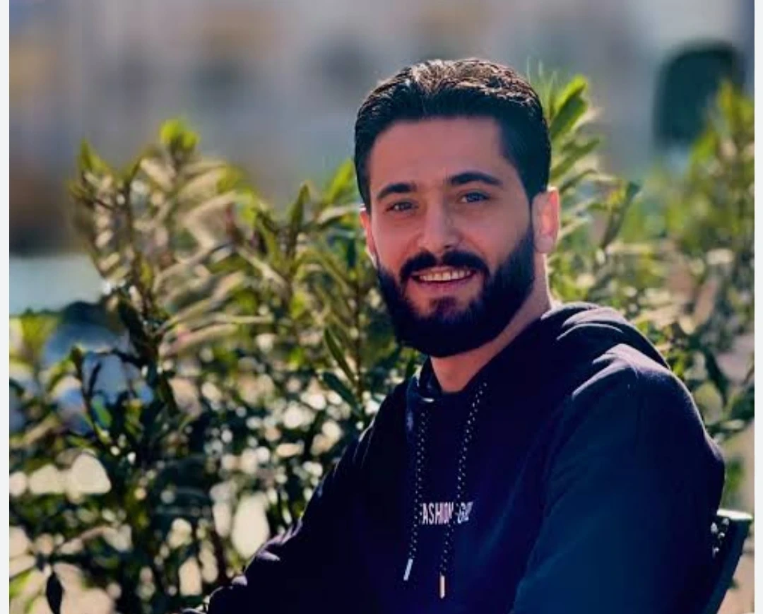 مـقتـ.ـل الإعـلامـي مصطفى السـاروت قـر.ب حـي الأشـر.فية بحلب