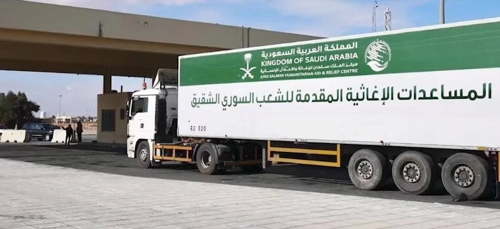 شاحنات سعودية محملة بالطحين تدخل سوريا لتخفيف أزمة الخبز