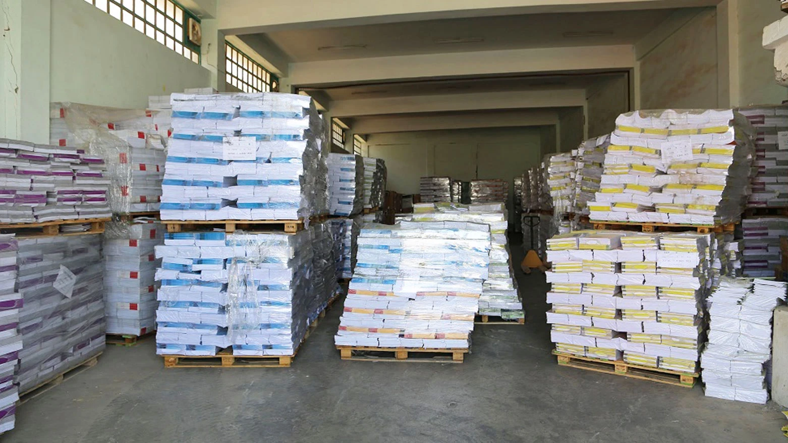 فسـ..ـاد مالي يتجاوز 25 مليون ليرة في مستودع كتب مدرسي بدمشق