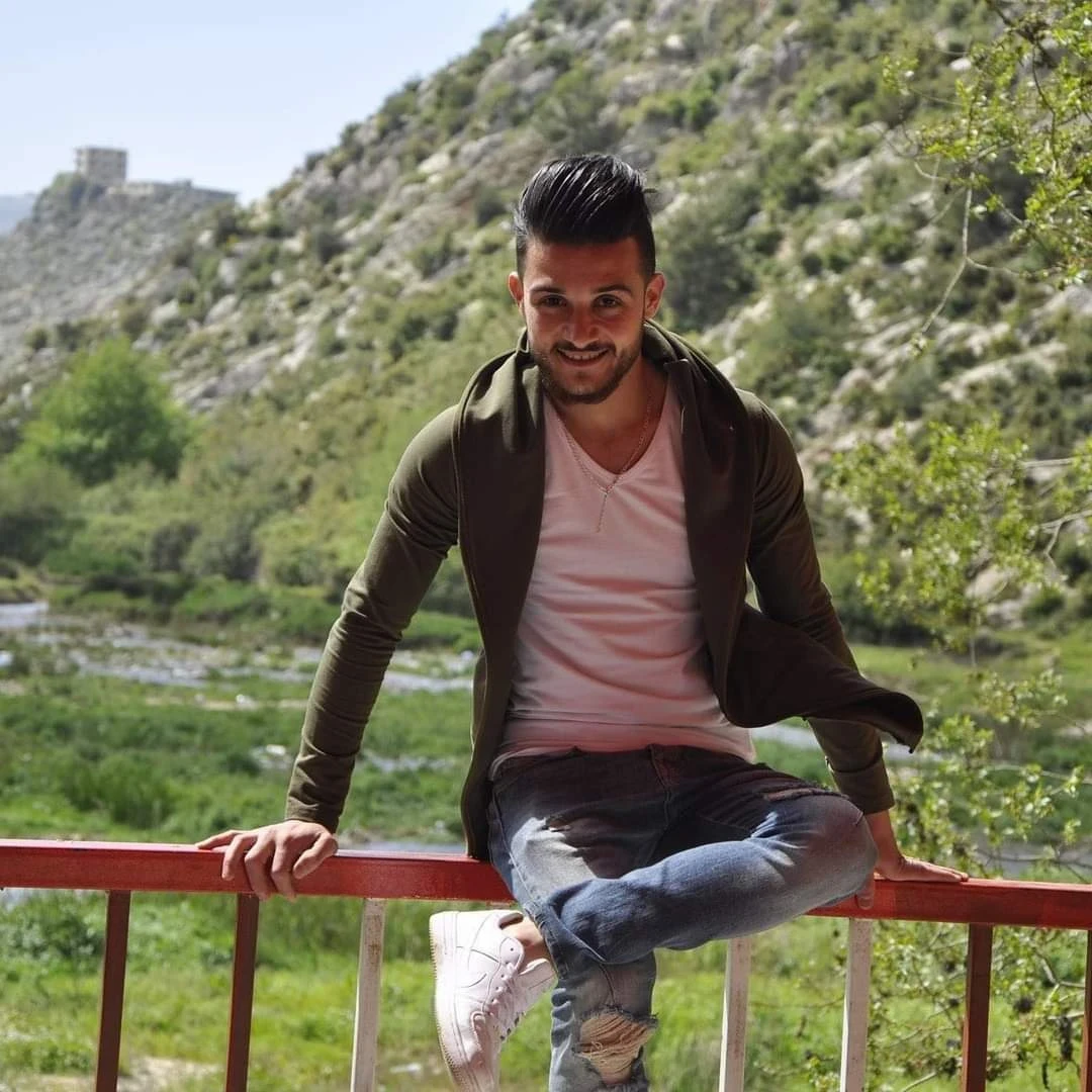 وصول شاب سوري إلى إسبانيا سباحة من المغرب