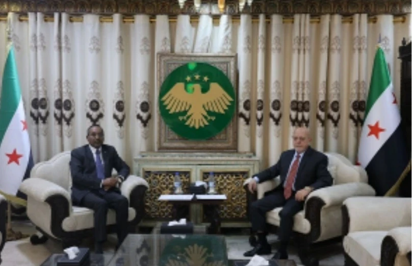 سوريا والصومال تبحثان تعزيز التعاون الاقتصادي والصناعي في دمشق