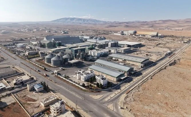 فرص جديدة للمستثمرين في سوريا: تسهيلات وتقسيط وأسعار تنافسية في المدن الصناعية