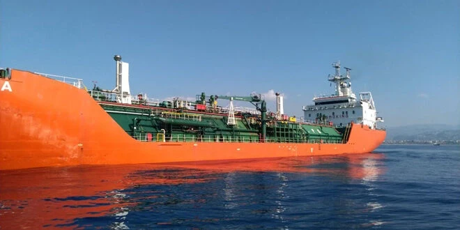 عقد جديد لاستجرار الغاز من شرق سوريا.. و4 نواقل تصل ميناء بانياس لتخفيف أزمة الغاز المنزلي