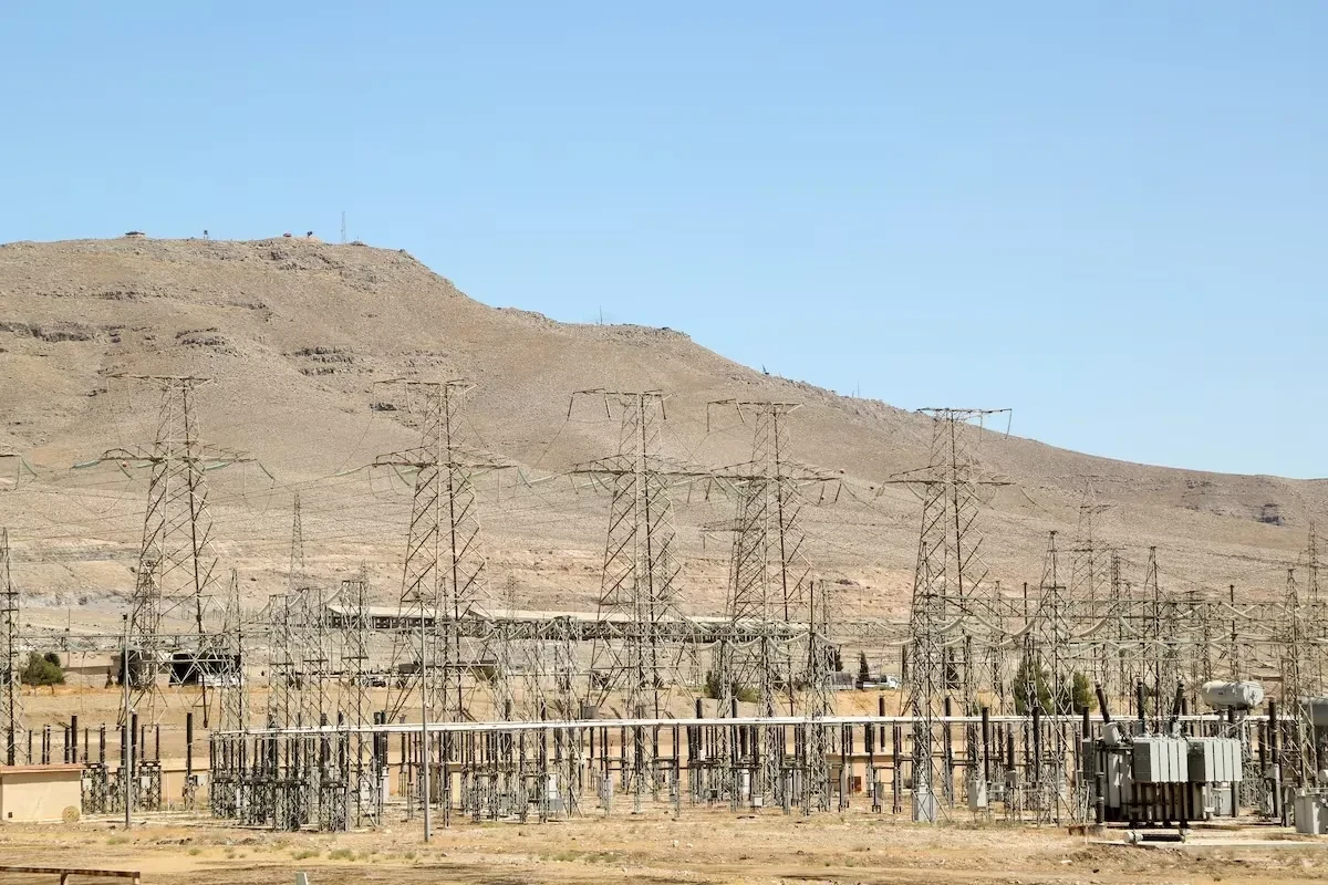 قطر تزود سوريا بالغاز عبر الأردن لتحسين الكهرباء وتعزيز الاستقرار