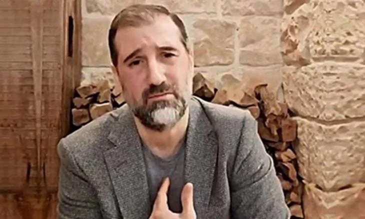 رامـ.ـي مخلـ.ـوف يدعـو لدعـ.ـم "النمـر" و.يمـ.ـوّل العـ.ـملـيا.ت العسـ.ـكـرية ضـ.ـد المعـ.ـارضة بـ50 ملـيار ليرة